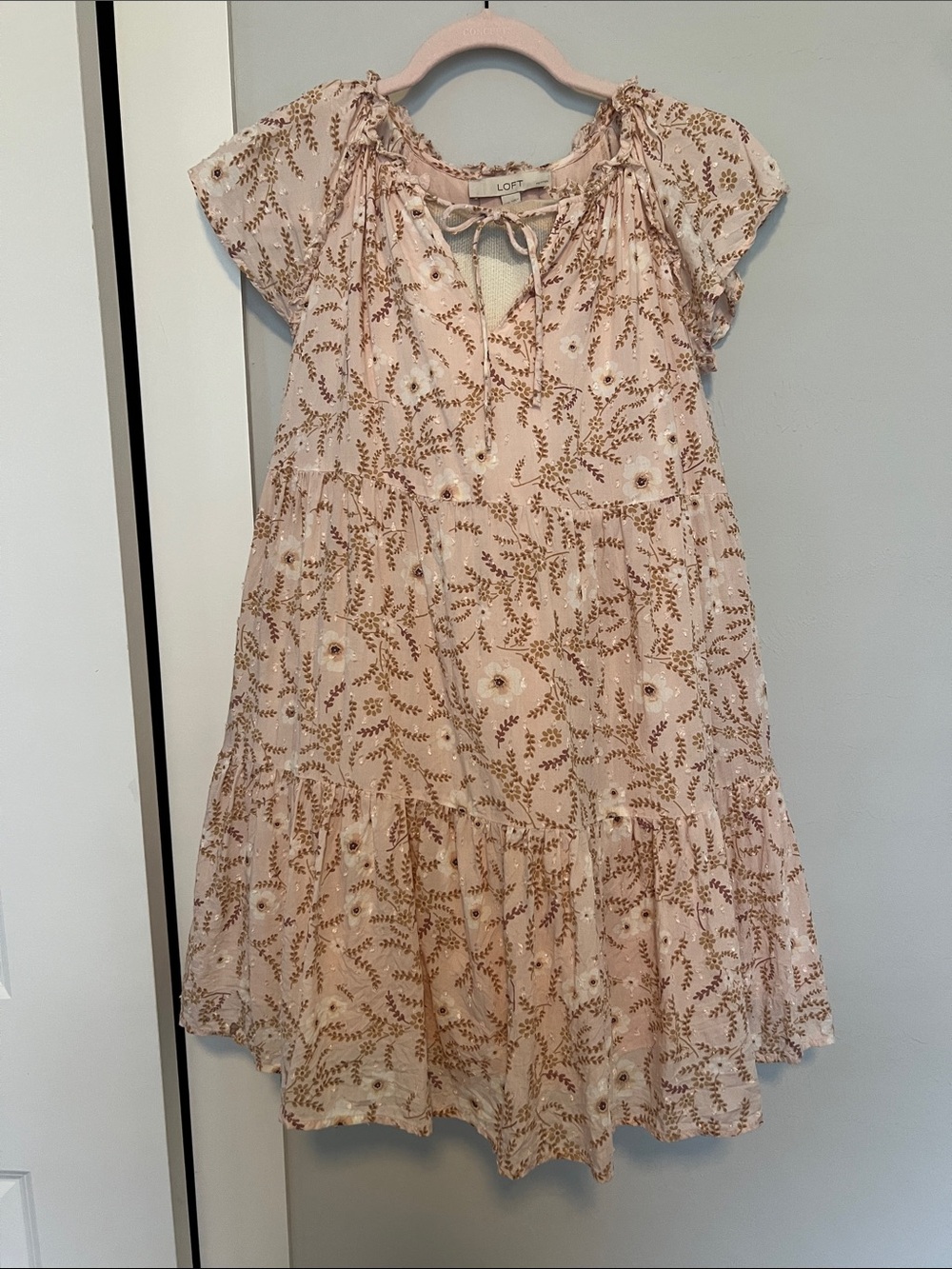 Loft peach floral tie neck tiered swing dress